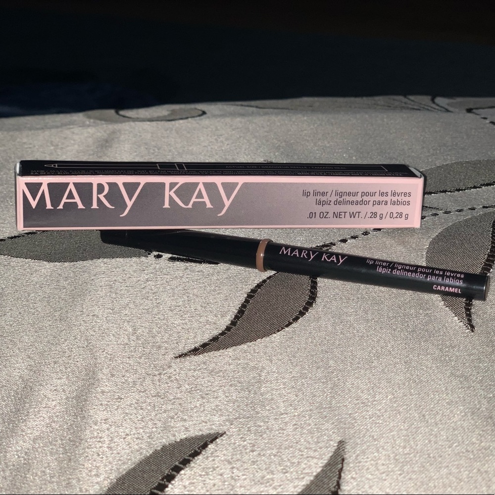 Mary Kay® Lip Liner Caramel